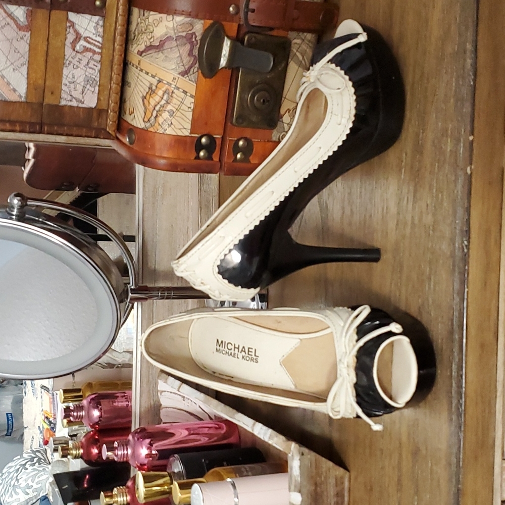 CLASSIC SHOES!